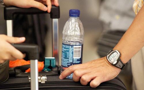 Разработан сканер, который позволит провозить жидкость в самолете