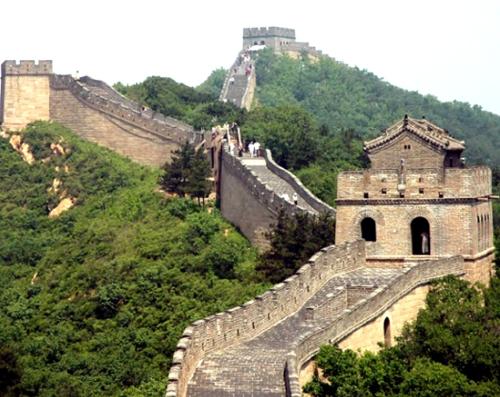 Живописные участки Великой китайской стены и другие достопримечательности близ Пекина возобновили работу