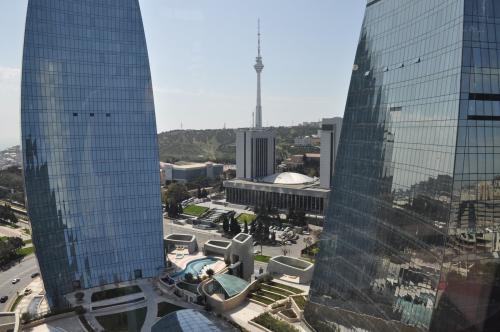 Пандемия 2020: первые уроки и взгляд в ближайшее будущее из Азербайджана