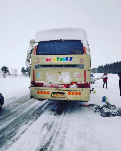 В Алтайском крае спасли автобус с иностранцами