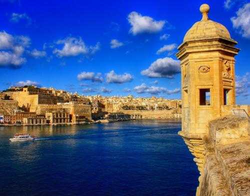 Мальта отменяет большинство ограничений, введённых в связи с пандемией Covid-19
