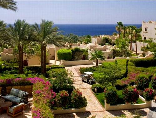Первые 18 отелей на курортах Египта признаны безопасными