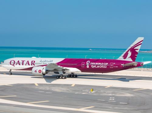 Qatar Airways представил первый лайнер в ливрее чемпионата мира по футболу
