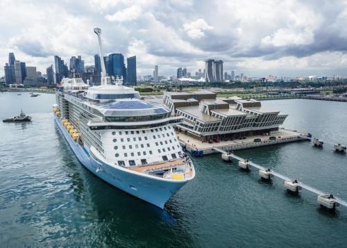 Royal Caribbean анонсировал новые маршруты Quantum of the Seas из Сингапура