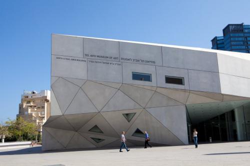 Музеи Тель-Авива зовут присмотреться к ним виртуально