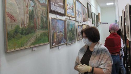 Выставка АртПередвижение открылась в городе Рамешки, Тверской области