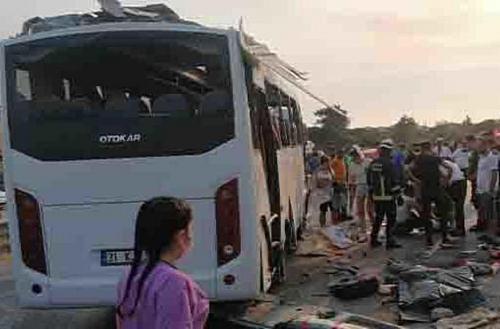 Туроператор и страховщик покроют все расходы туристов, пострадавших в аварии в Анталии  