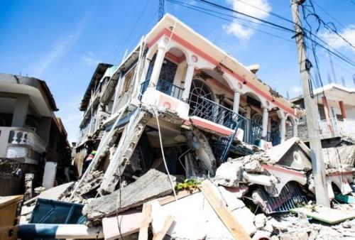 Остров невезения. Свыше 300 погибших в результате землетрясения на Гаити магнитудой 7,2 балла