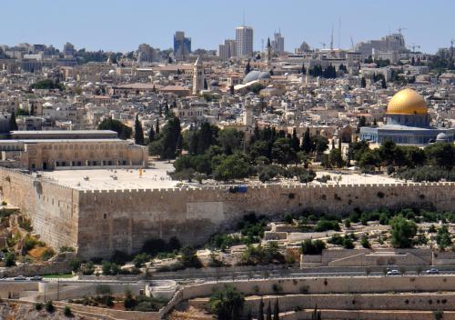 Инициатива о допуске в Израиль туристов, привитых «Спутником V», одобрена израильским правительством
