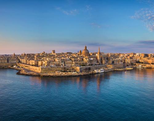 Мальта объявила о новых правилах въезда в страну