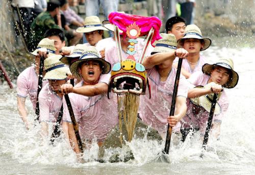 Город Хайкоу на острове Хайнань принял более 360 000 туристов в дни Фестиваля лодок-драконов