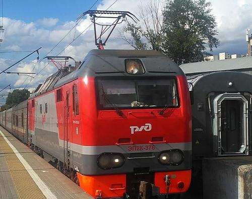 Поезда РЖД поспешат в Казахстан