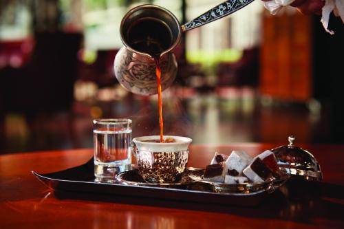 5 декабря во многих уголках планеты встретили с чашкой горячего, ароматного кофе по-турецки 