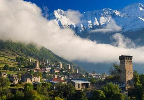 Грузинская деревня Местиа – в числе лучших туристических деревень UNWTO