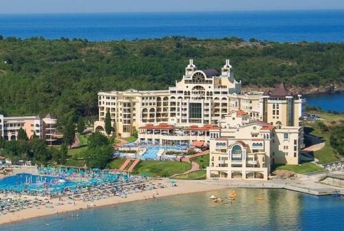 Успейте забронировать болгарский романтический курорт Дюны со скидкой до 30%