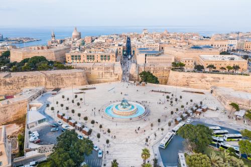 Мальта обновляет правила посещения общественных мест