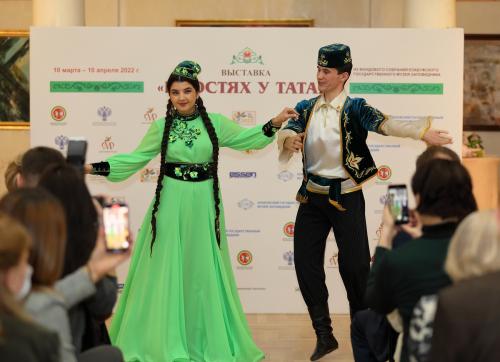 Выставка «В гостях у татар» впервые открылась в Москве