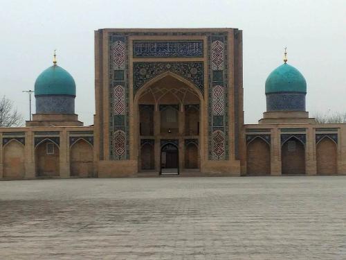 Узбекистан отменил ПЦР-тесты на въезде