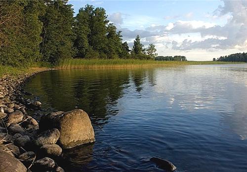 Три петербургских туриста пропали на Ладожском озере