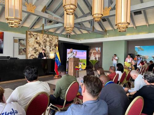 Ведущий туроператор Венесуэлы открыл офис в Москве