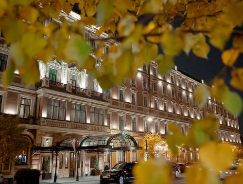 Осенний Санкт-Петербург: культурный дайджест от консьержей «Гранд Отеля Европа»