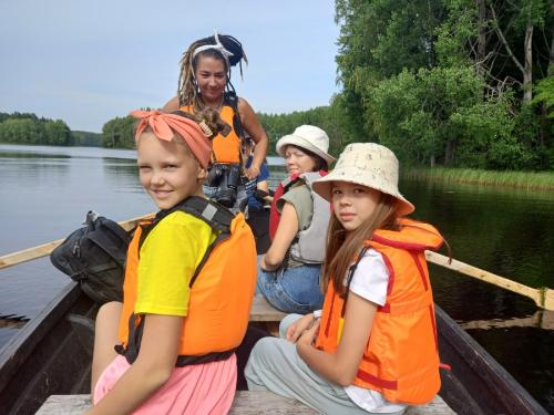 Детей и подростков в Архангельской области обучат на гидов