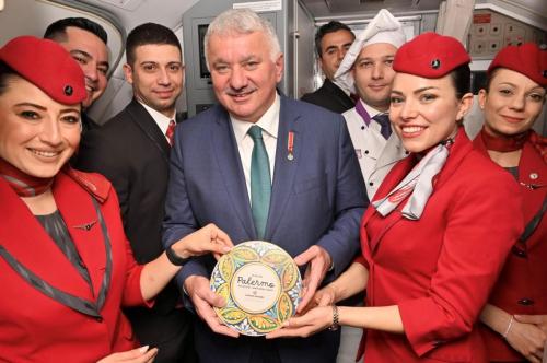 Авиакомпания Turkish Airlines начала полеты в итальянский город Палермо
