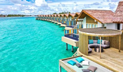 CROSSROADS Maldives: три причины побывать здесь осенью