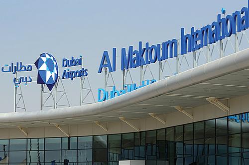 «Эмирейтс» просит не приезжать в аэропорт Дубая без дополнительной информации