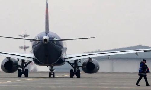 Sukhoi Superjet 100 не долетел из аэропорта Внуково до аэропорта Пулково