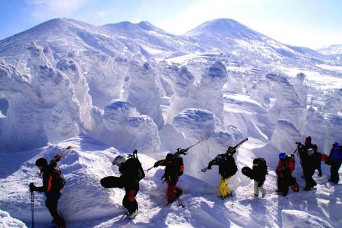 Малоизвестные снежные места в Японии, которые рекомендует австрийский эксперт Гэри Кларк