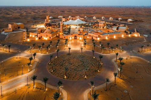 Al Badayer Oasis в эмирате Шарджа – фешенебельный оазис-курорт открыт в пустыне