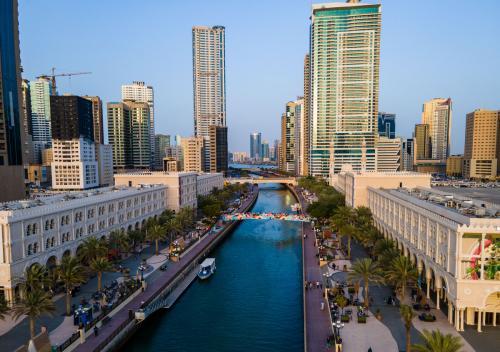 images/2025/May2025/13/Sharjah/Al_Qasba_6.jpeg