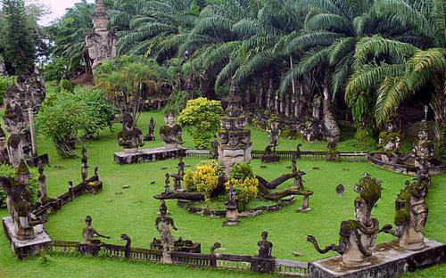 images/2021/Dec2021/24/Highlights_of_Vietnam_Cambodia__LaosXieng-Khuan---buddha-park-VientianeBanner.jpg