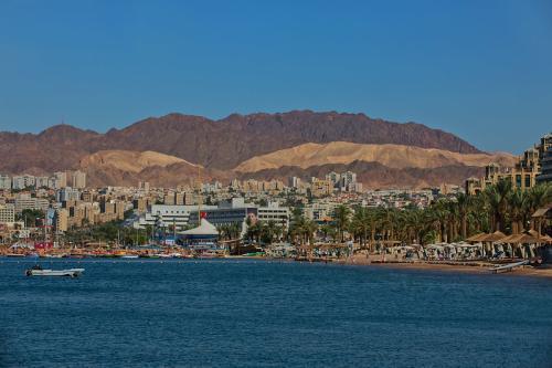 images/2021/March2021/26/089_Dafna_Tal_EILAT_HOTELS_AREA_IMOT.jpg